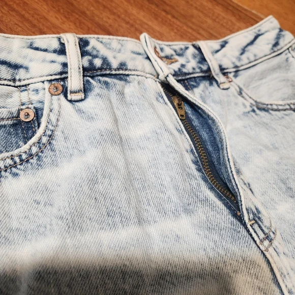 American Eagle Distressed Light Blue Denim Shorts Teen  Sz 4 - Picture 5 of 13